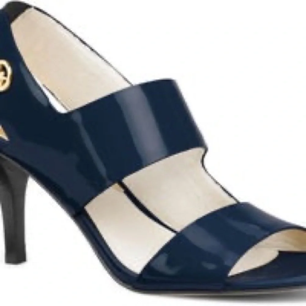 Michael Kors Heels Rochelle Sandal - Picture 5 of 5